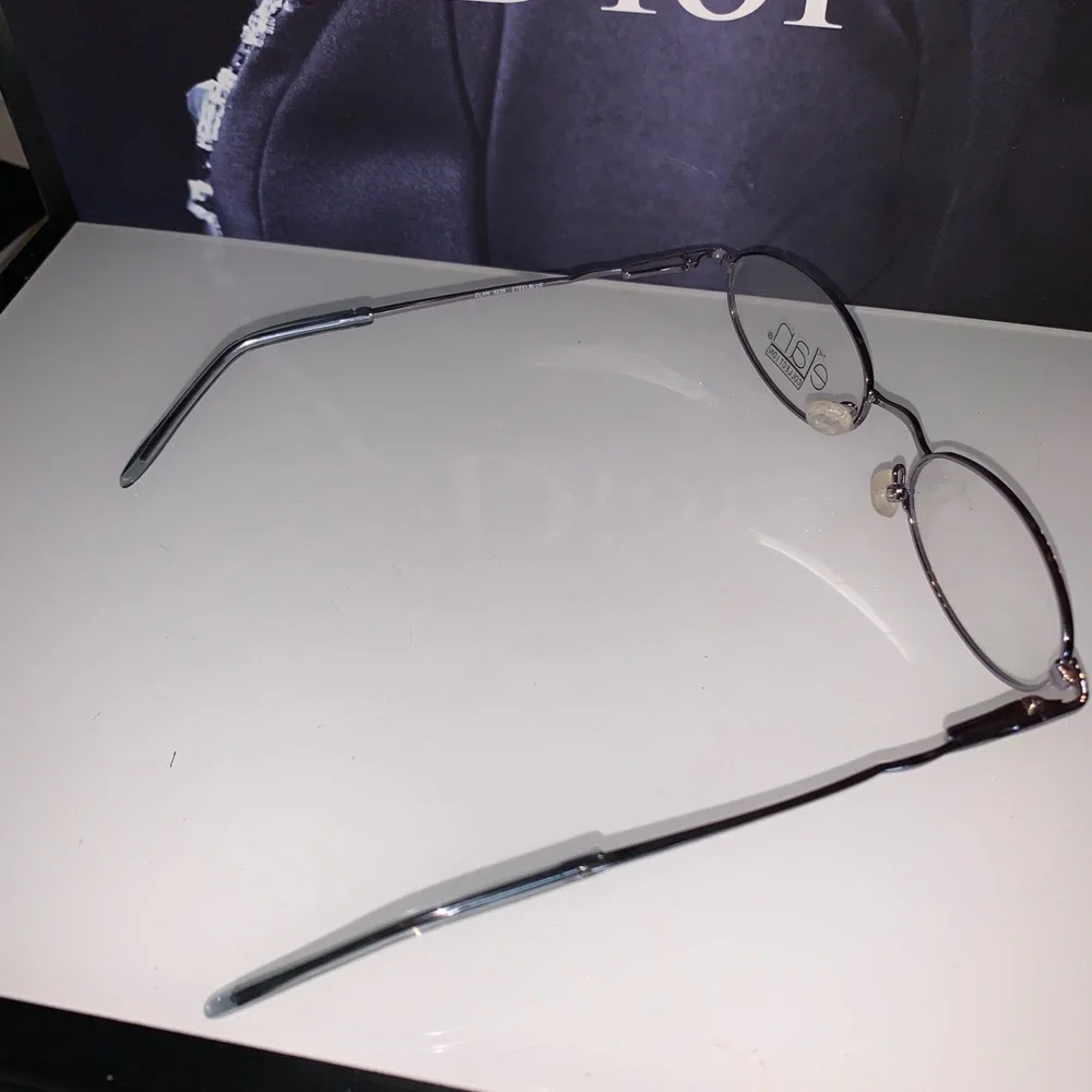 4‎ for 1 Sale Metal Rimmed glasses